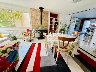 Maison - 402 m² - 10 pièces