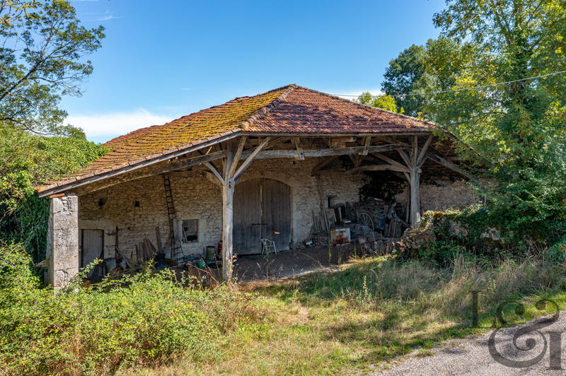 Maison - 200 m² - 5 pièces