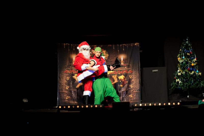 Spectacle enfants &quot;Le Noel de Gaston le Lultion grognon trop mignon&quot;