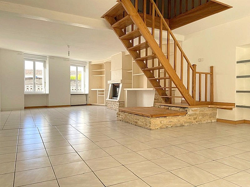 Maison - 150 m² - 5 pièces