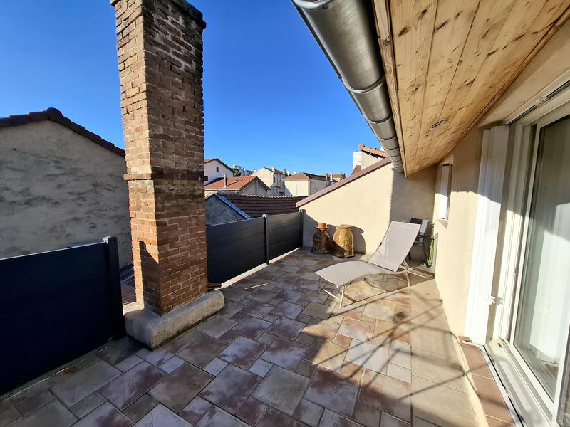 Maison - 230 m² - 6 pièces