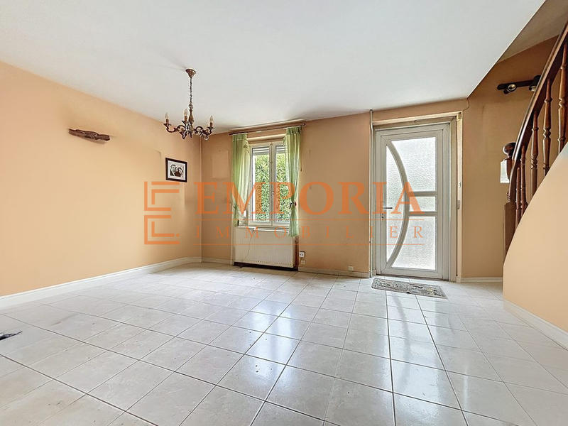 Maison - 105 m² - 6 pièces