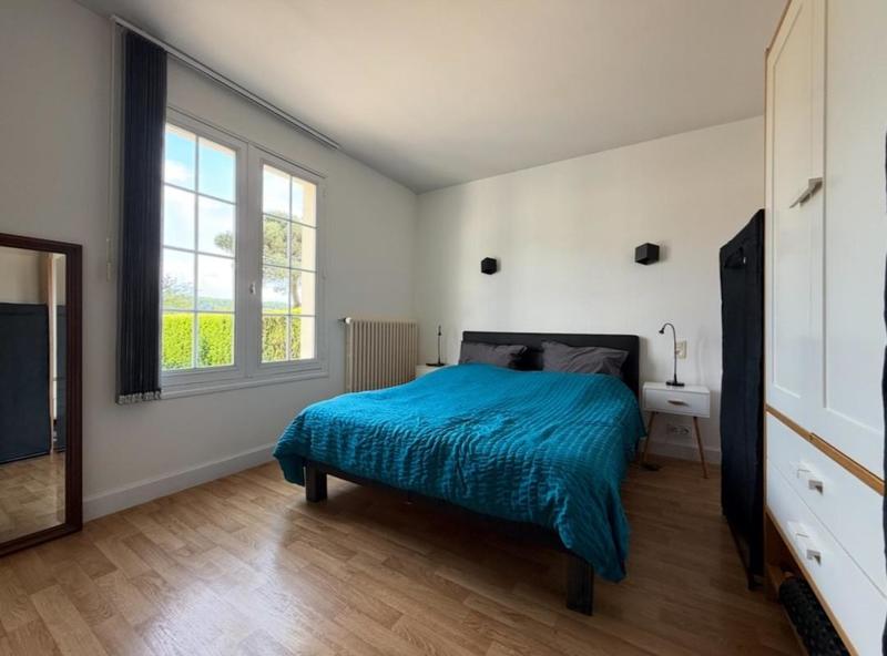 Maison - 142 m² - 6 pièces