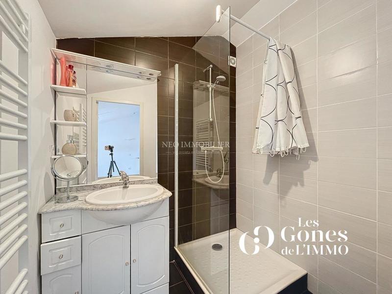 Maison ancienne - 385 m² - 10 pièces