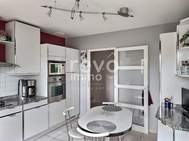 Maison - 143 m² - 5 pièces