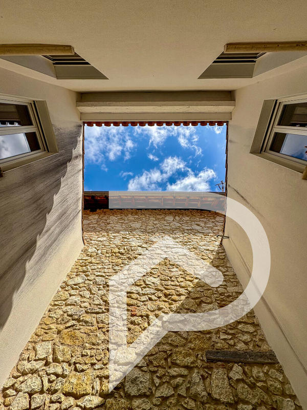 Maison - 147 m² - 6 pièces