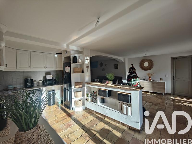 Appartement - 93 m² - 4 pièces