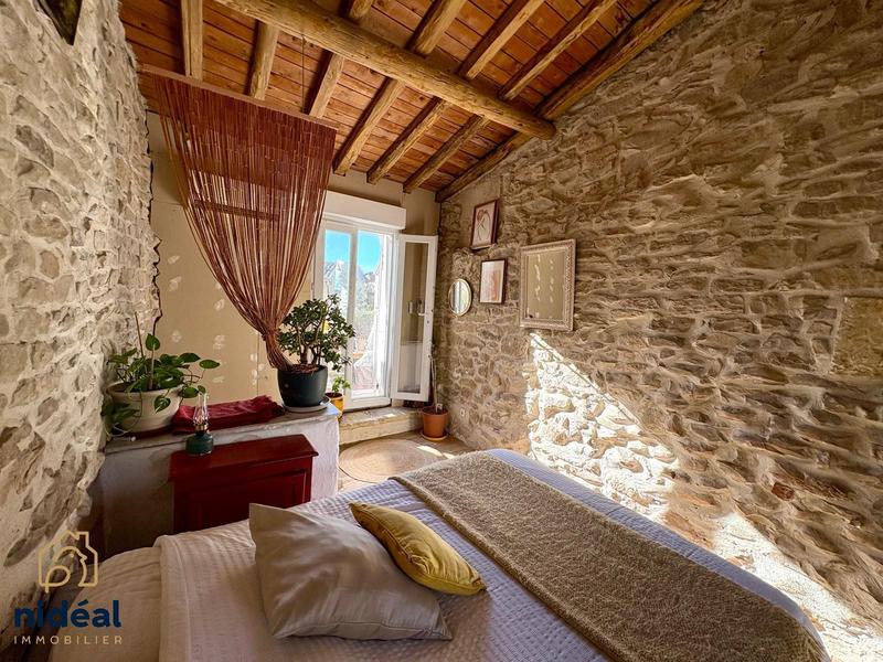 Maison - 70 m² - 4 pièces