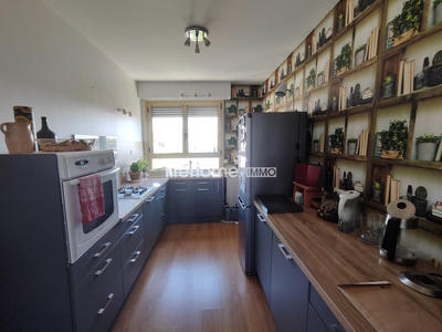 Appartement - 107 m² - 4 pièces