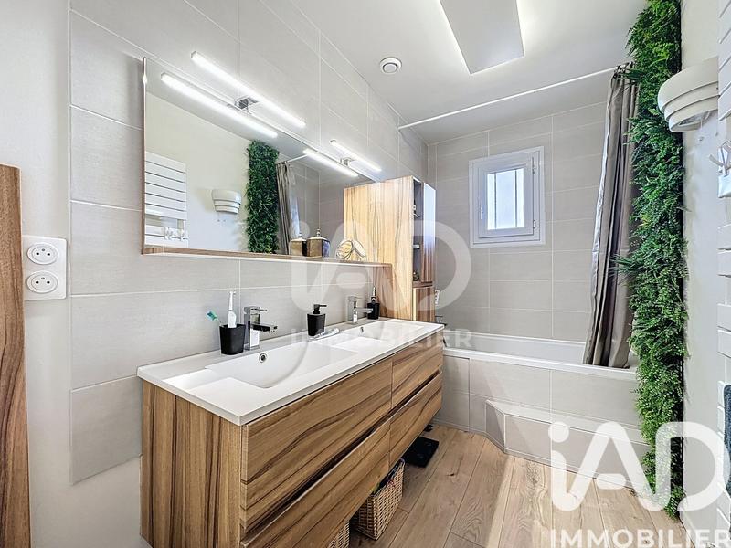 Maison - 103 m² - 5 pièces