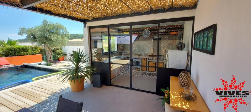 Villa - 176 m² - 6 pièces