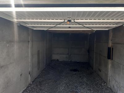 Parking / Garage - 18 m²