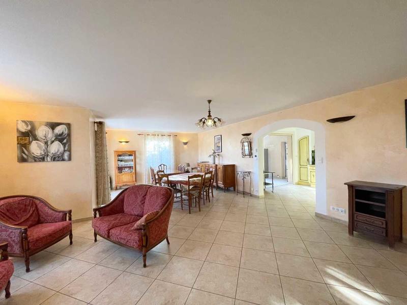 Maison - 112 m² - 6 pièces