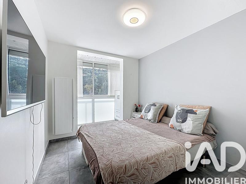 Appartement - 90 m² - 4 pièces