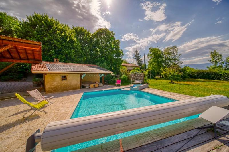 Maison - 160 m² - 5 pièces