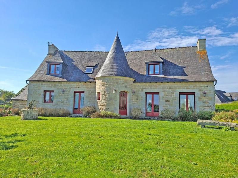 Maison - 154 m² - 3 pièces