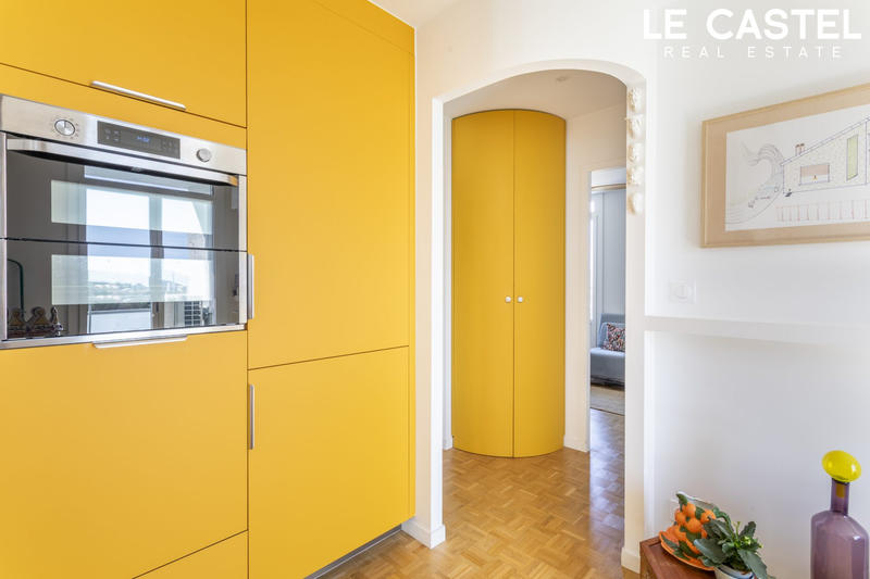 Appartement - 93 m² - 4 pièces