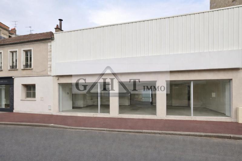 Local commercial - 926 m²