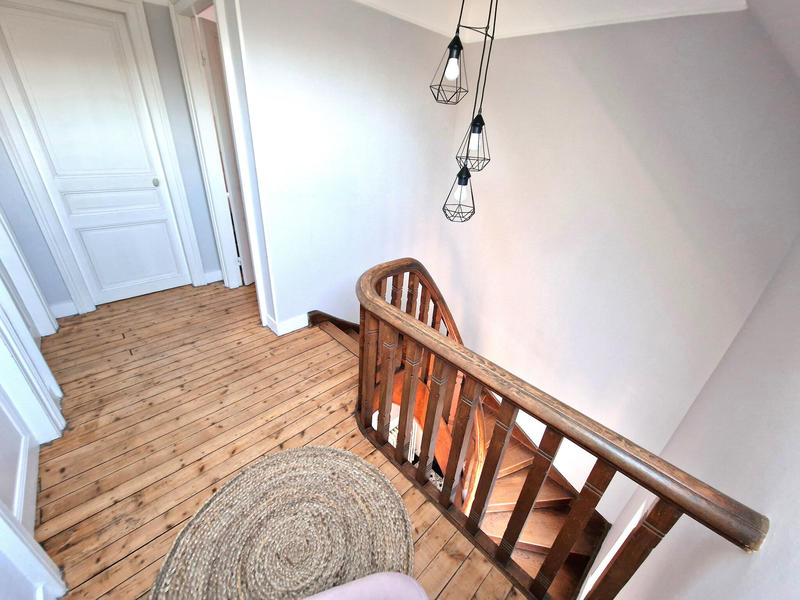 Maison - 120 m² - 5 pièces