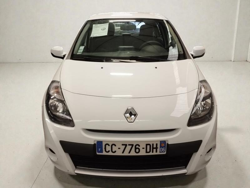 Renault Clio III 1.2 16v 75 Tomtom Live 5p