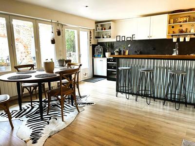 Maison - 112 m² - 5 pièces