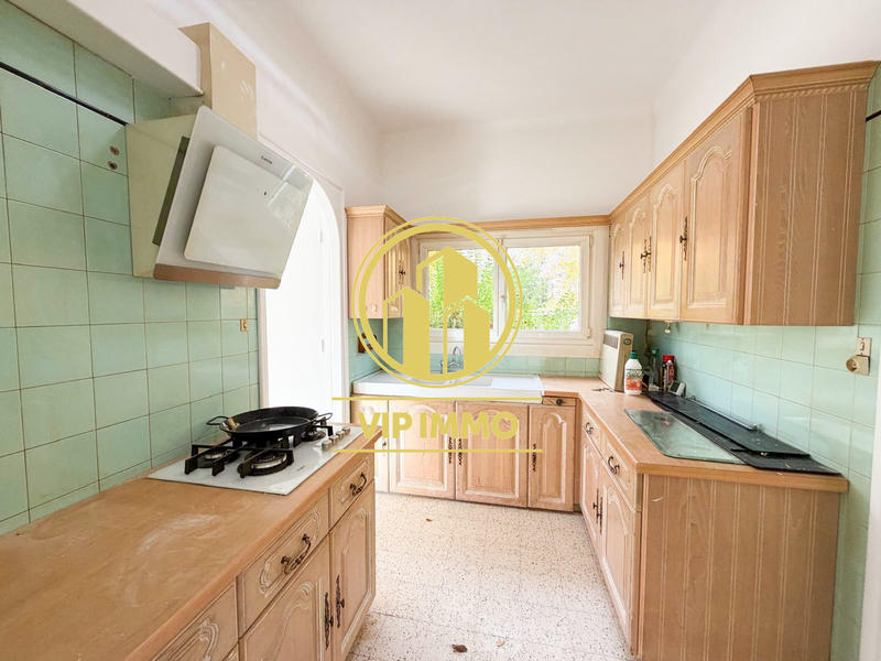 Maison - 188 m² - 7 pièces