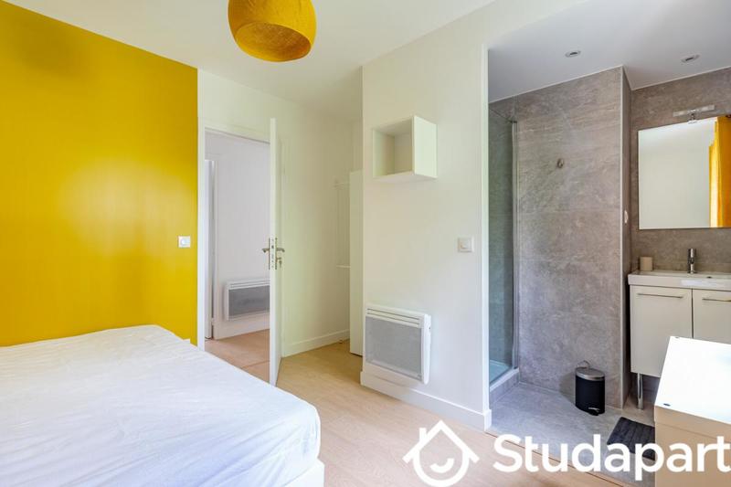 Chambre - 10 m² - 1 pièce