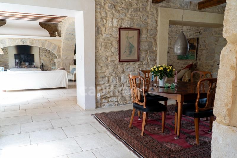 Maison - 560 m² - 15 pièces