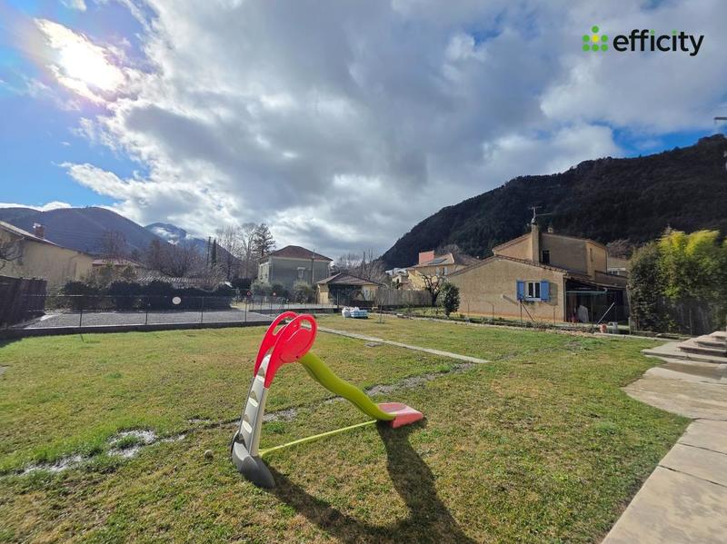 Maison - 120 m² - 6 pièces