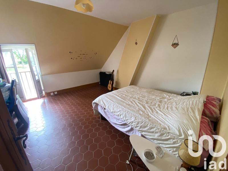 Maison - 224 m² - 10 pièces