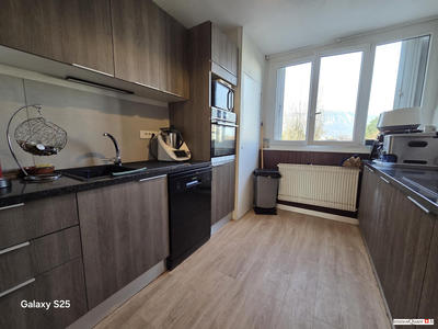 Appartement - 82 m² - 4 pièces