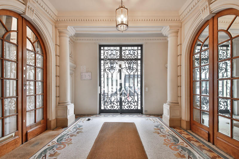 Appartement - 115 m² - 5 pièces