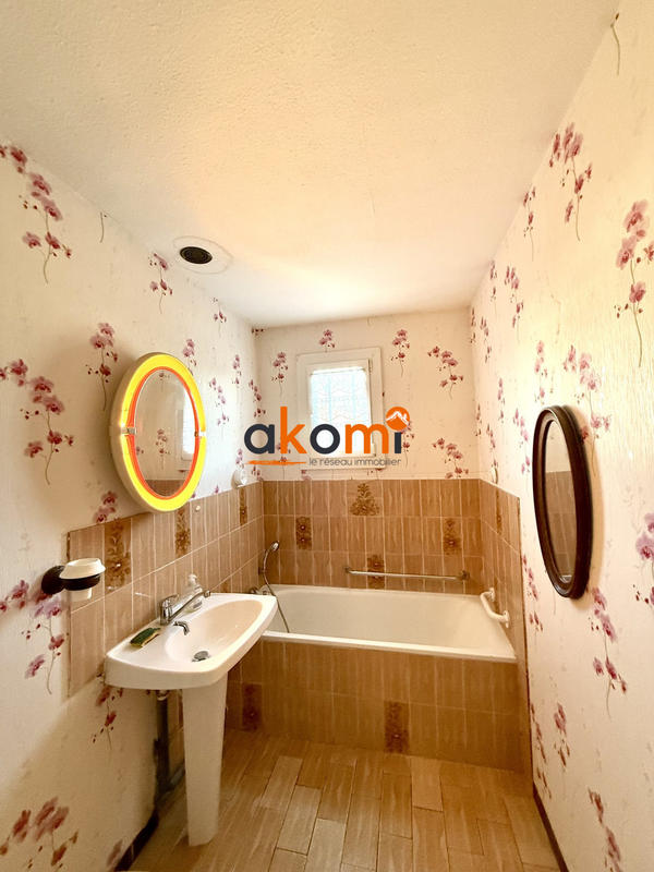 Maison - 82 m² - 5 pièces