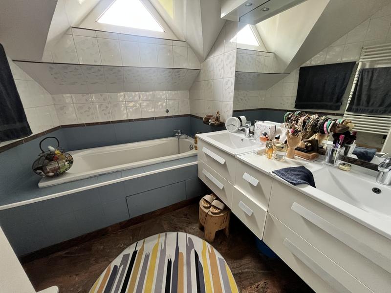 Maison ancienne - 160 m² - 8 pièces