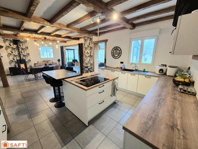 Maison - 149 m² - 6 pièces