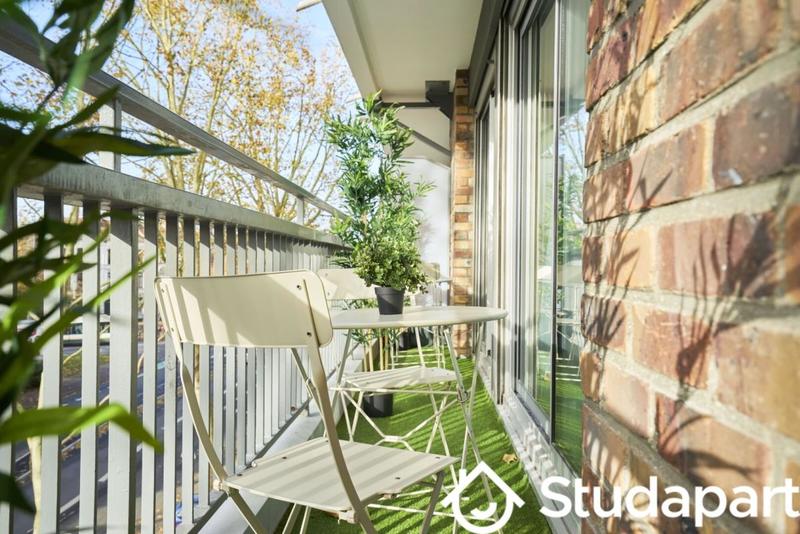 Chambre - 12 m² - 1 pièce