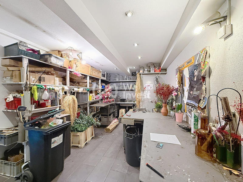 Fonds de commerce - Magasins - 210 m²