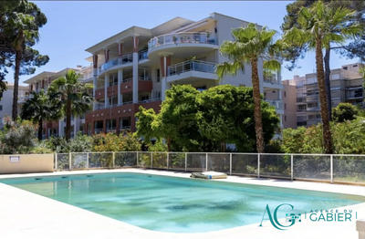 Appartement - 91 m² - 4 pièces