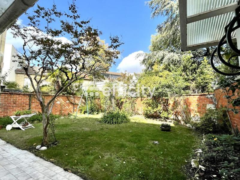 Maison bourgeoise - 160 m² - 8 pièces