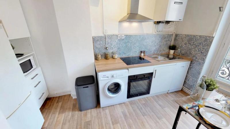 Chambre - 19 m² - 3 pièces