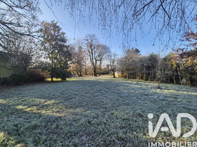 Maison - 239 m² - 7 pièces