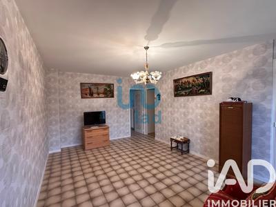 Maison - 98 m² - 5 pièces