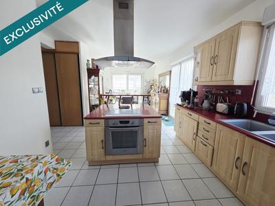 Maison - 123 m² - 6 pièces