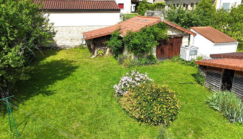 Maison de village - 234 m² - 12 pièces