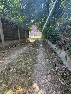 Parking / Garage - 120 m²