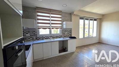 Maison - 91 m² - 4 pièces