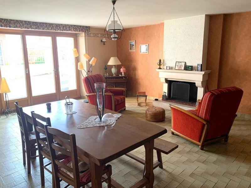 Maison - 121 m² - 6 pièces