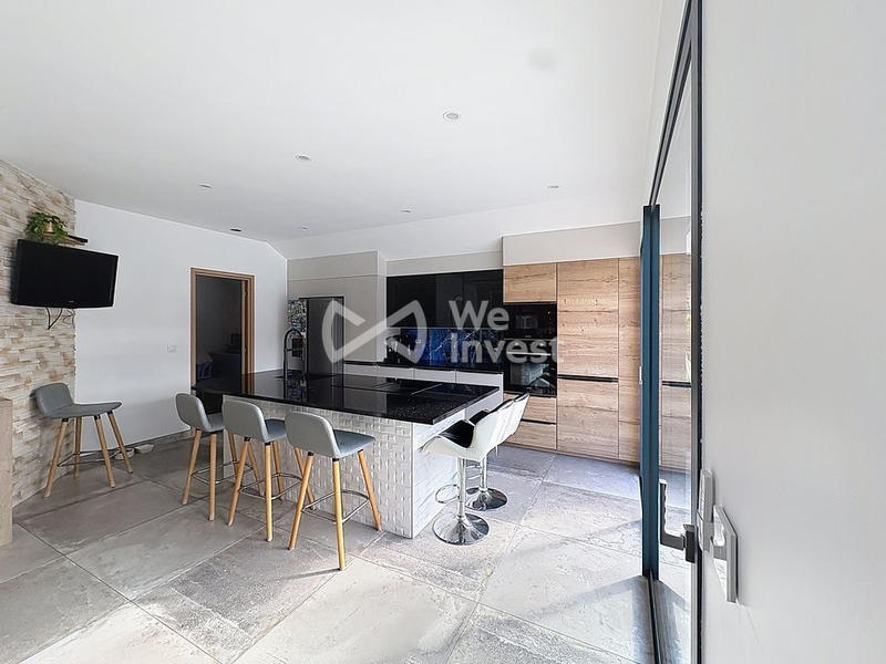Maison contemporaine - 172 m² - 4 pièces