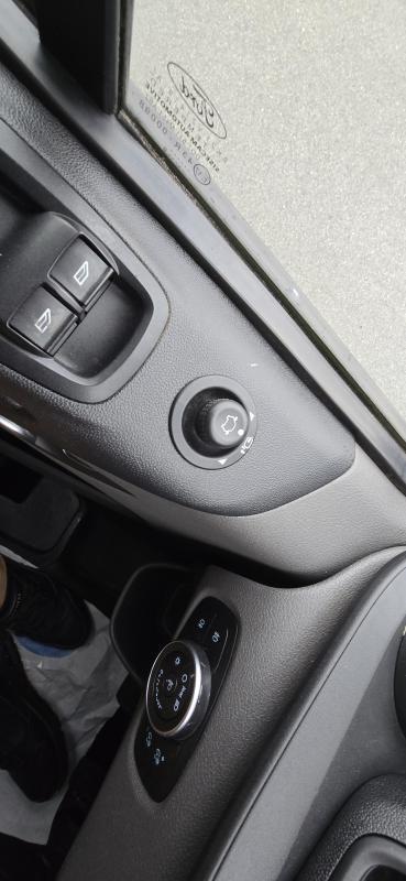 Ford custom 20tdci 130 L2h2 Trend Bus carplay distribution neuve