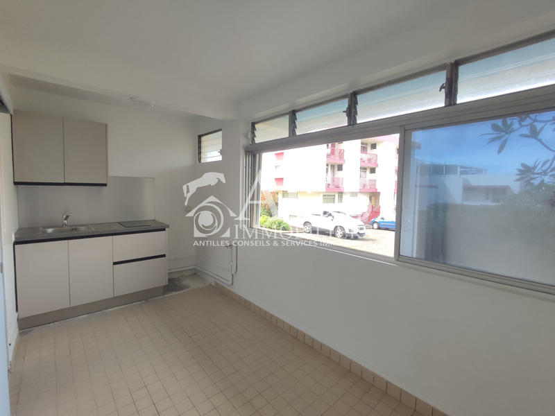 Appartement - 18 m² - 1 pièce